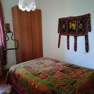 Camera con letto king size